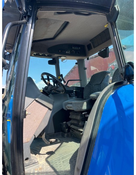 NEW HOLLAND T7530