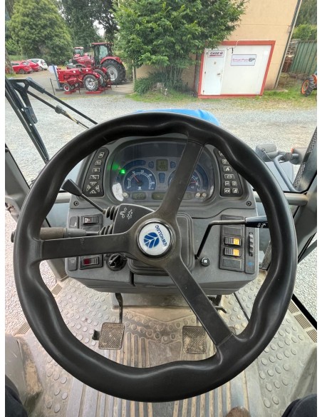 NEW HOLLAND TVT145