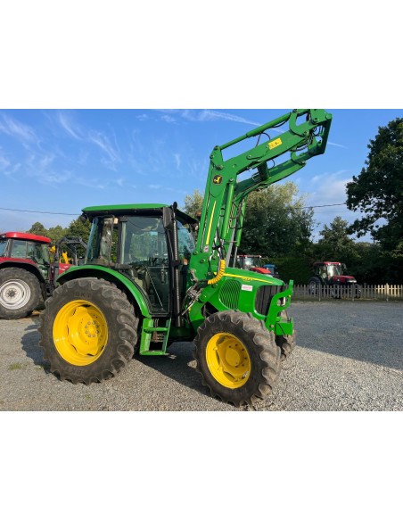 JOHN DEERE 5620