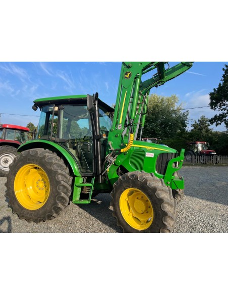 JOHN DEERE 5620