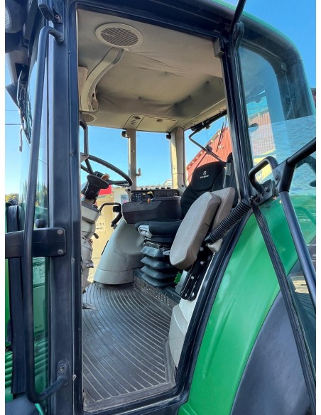 JOHN DEERE 6820